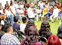La exmandataria capitalina sostuvo un encuentro con jóvenes en Jalisco, a quienes alertó sobre las consecuencias del autoritarismo. Foto: Twitter @Claudiashein