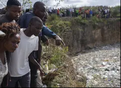 Hallan a seis mujeres muertas en basurero de Kenia