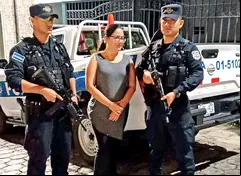 Ruth Eleonora López, abogada salvadoreña