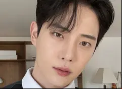 Murió Kim Jong Suk, modelo y actor surcoreano, a los 29 años