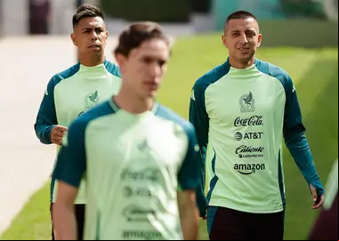 Álvarez y Alvarado apuntan alto en la Selección Mexicana
