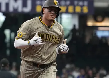 Cuadrangular de Manny Machado representa victoria para San Diego