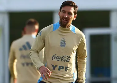 Lionel Messi será titular frente a Colombia