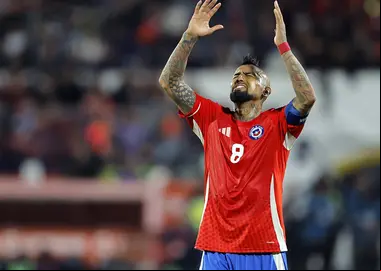 Arturo Vidal pierde contrato millonario con Pachuca por berrinche
