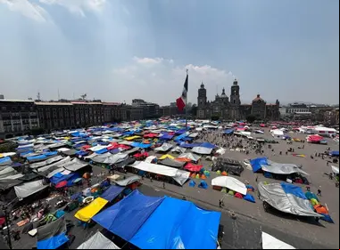 Plantón en el Zócalo.