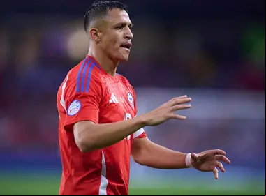 Chile echa mano de Alexis Sánchez y Arturo Vidal