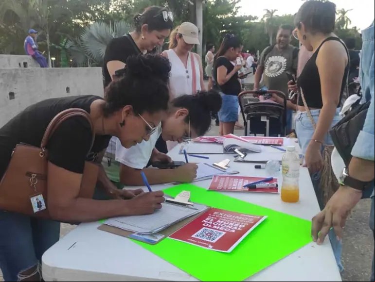 El rechazo ciudadano se intensificó al conocerse que el arquitecto Enrique Norten estaría a cargo del diseño del museo, ya que ha sido criticado por su falta de sensibilidad hacia la arquitectura tropical. Fotos: Fabiola Xicoténcatl