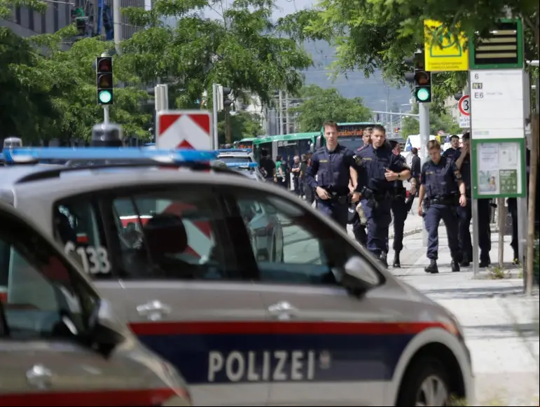 El tiroteo en una escuela en Austria dejó al menos a 10 muertos. (AFP)